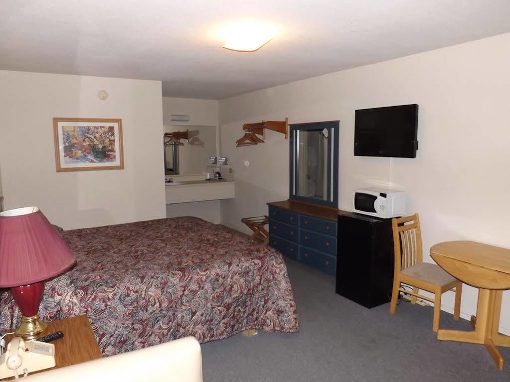Albany Inn & Rv Campground Екстериор снимка